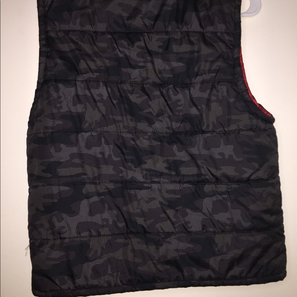 Camoflauge Vest - Picture 2 of 3